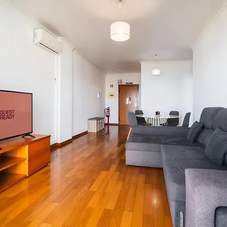 Guestready - Lovely Getaway In * Caniço